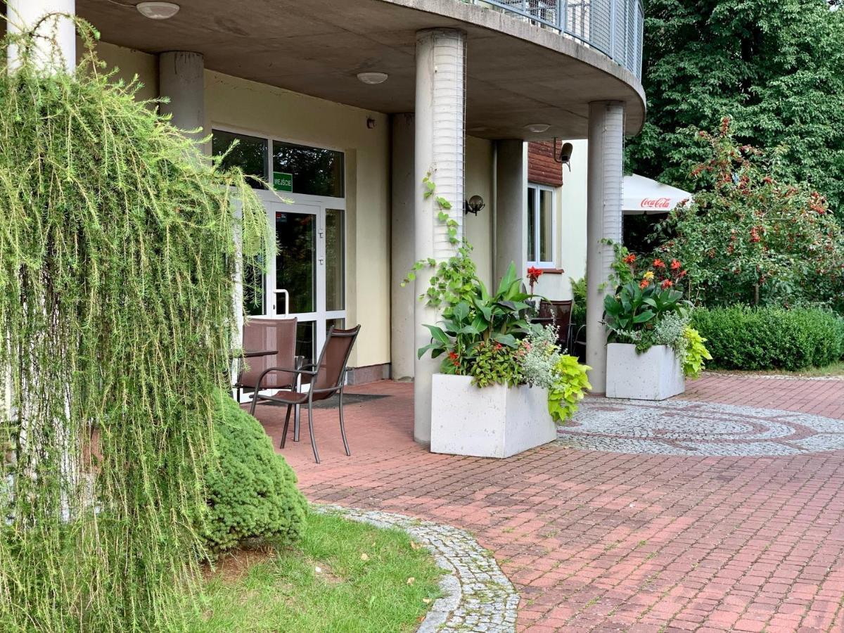 Hotel Albatros Serwy Eksteriør bilde