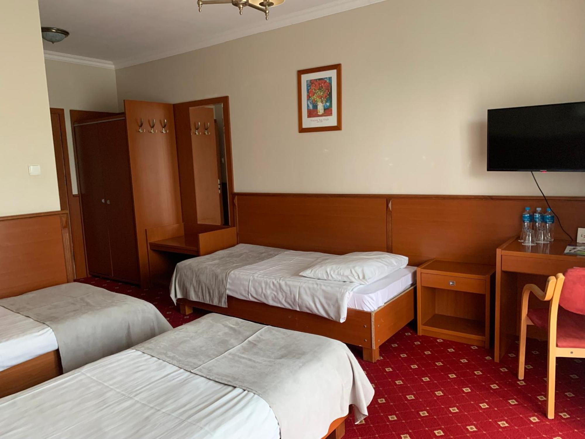 Hotel Albatros Serwy Eksteriør bilde