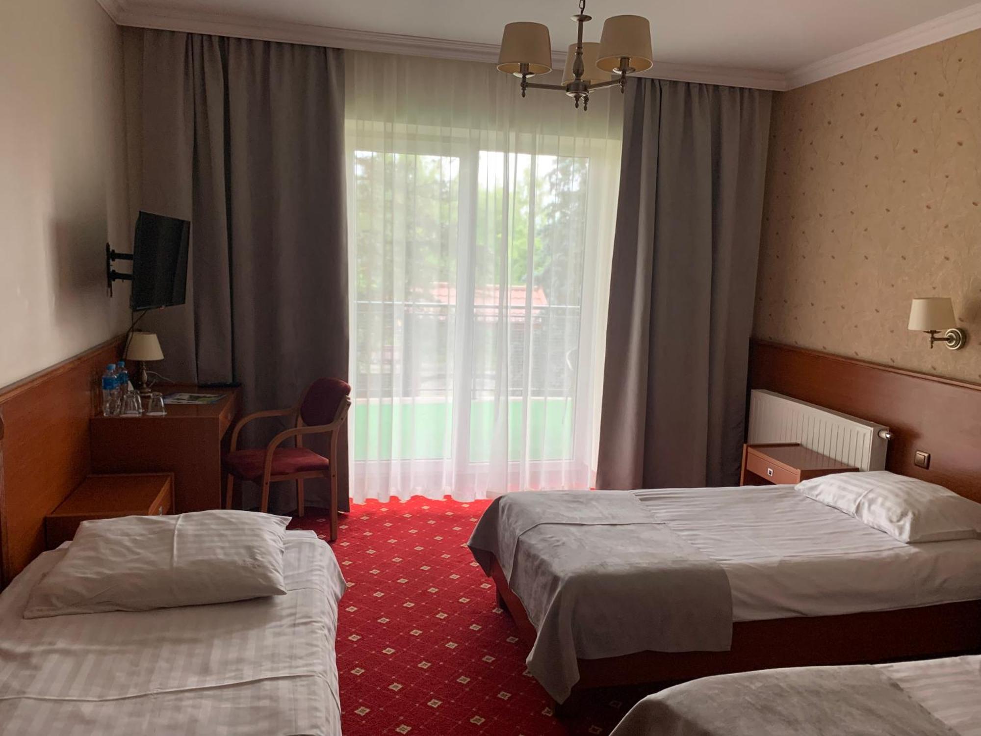 Hotel Albatros Serwy Eksteriør bilde